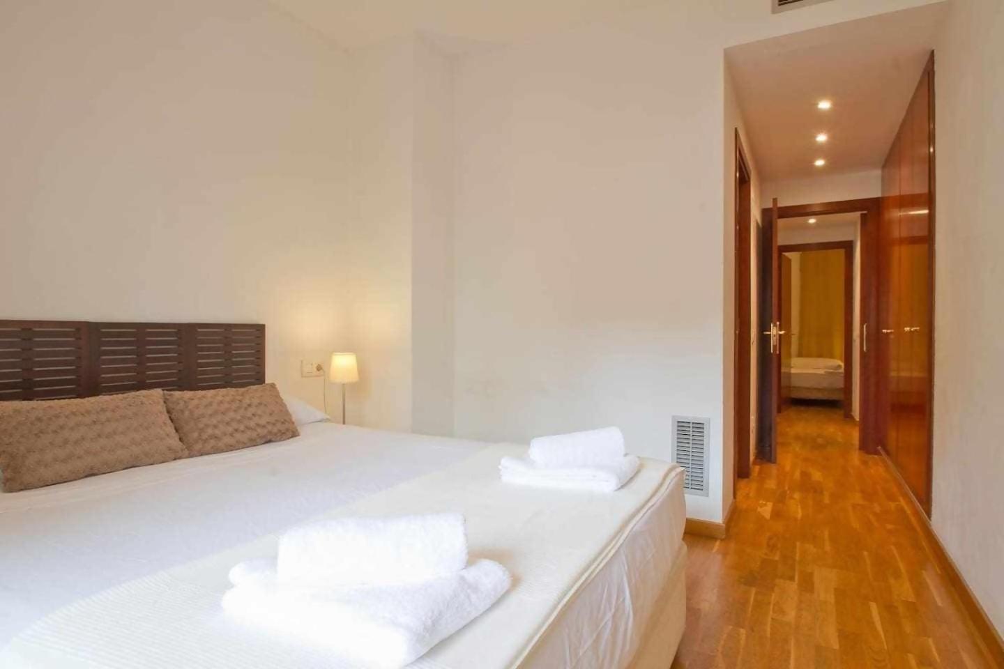 Comfortable 4 Rooms 2Bath W Balcony Barcelona Exterior photo