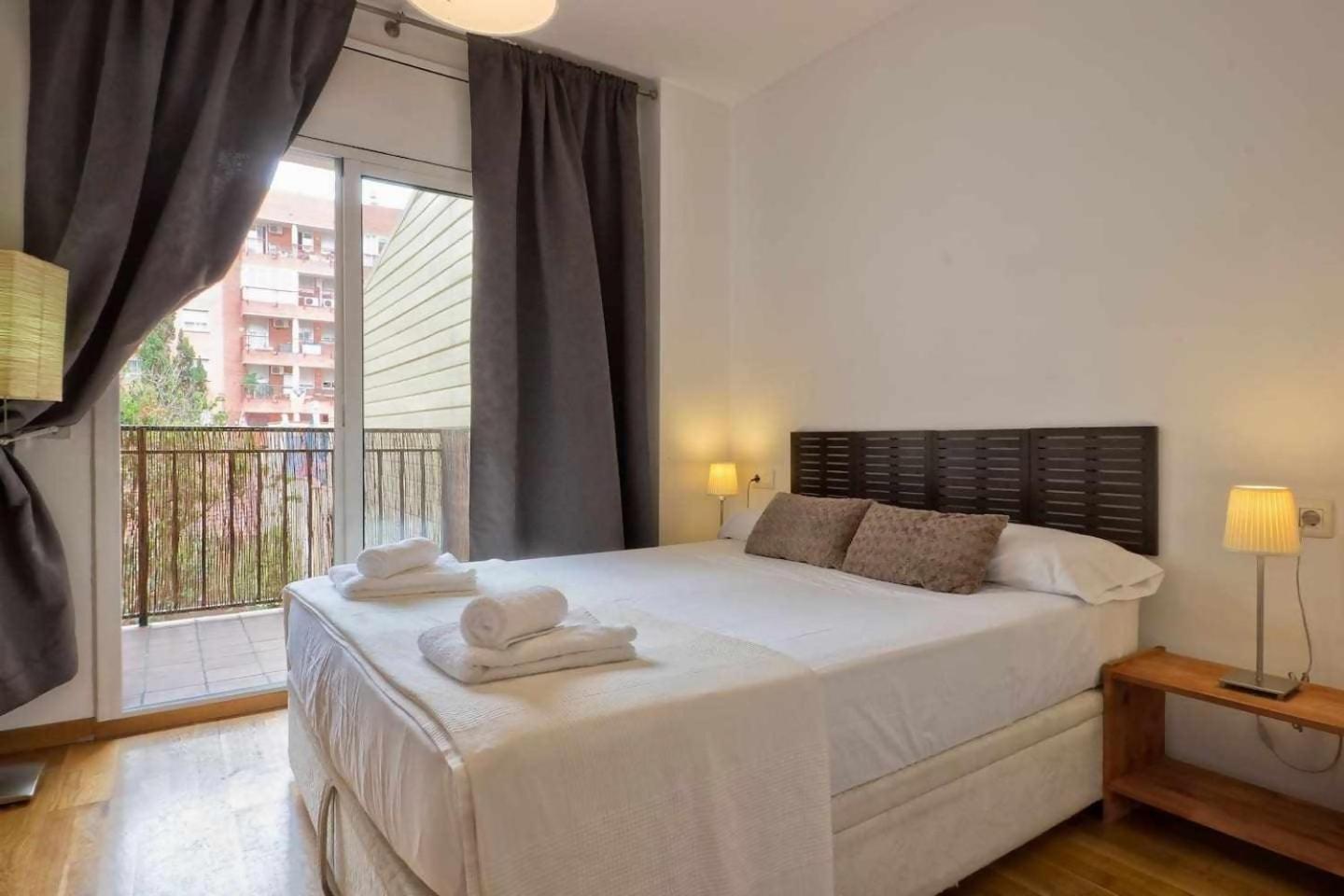 Comfortable 4 Rooms 2Bath W Balcony Barcelona Exterior photo