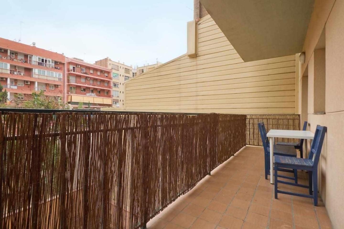 Comfortable 4 Rooms 2Bath W Balcony Barcelona Exterior photo